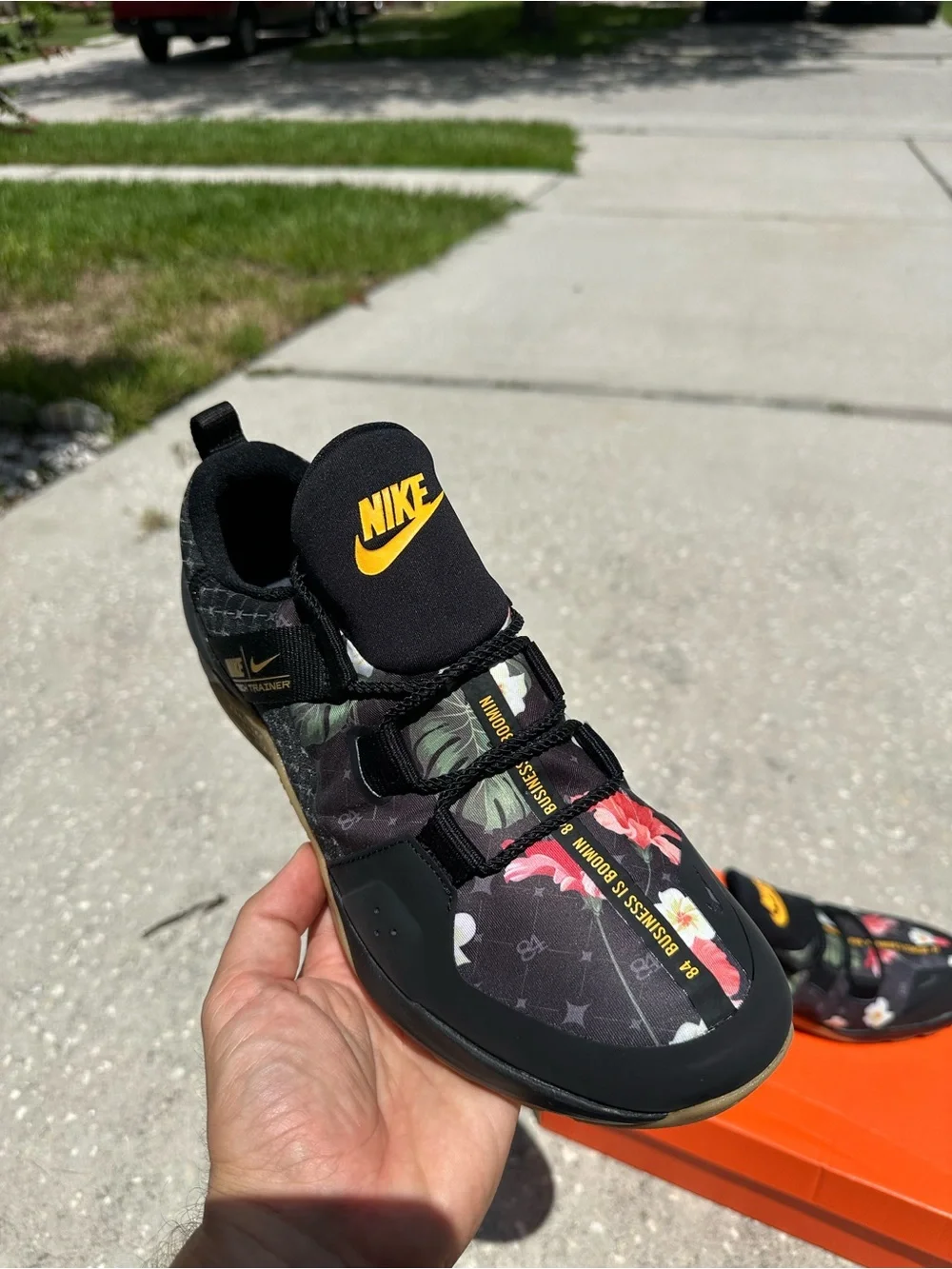 Size 10 - Nike Tech Trainer PE Antonio Brown, AV6256-071, Clean